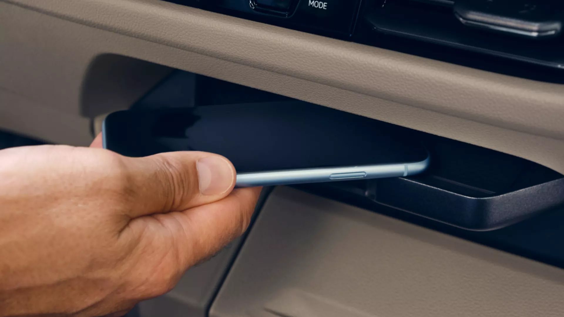 Multivan Handyablage